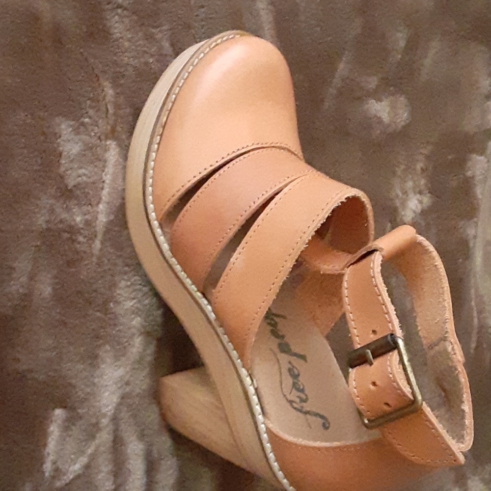 Free People leather clogs